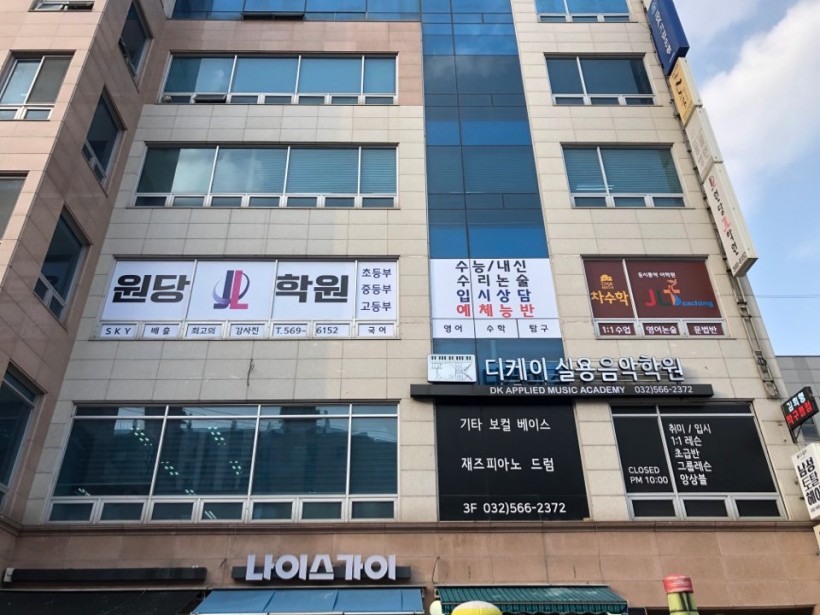 eb7e17ff5f477be6d6fe47a48ffc9c81_1584059