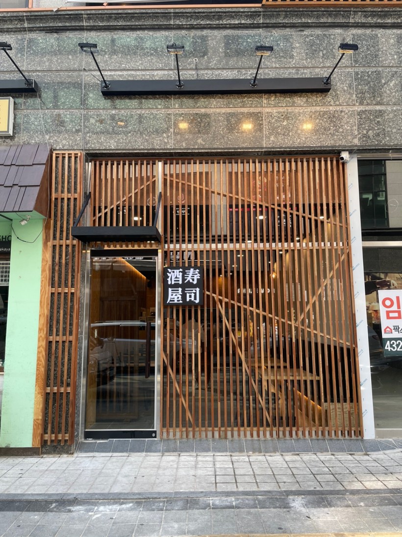 08108ff12c35ed14460f80ea22c48e25_1618383