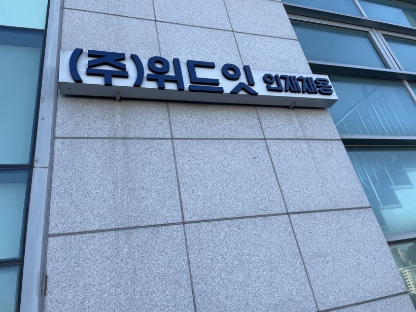 81ba9d0a3769afe1e546b9287c7ec69b_1641353